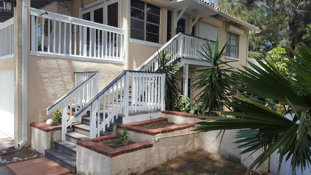 Spacious Beach House Unit,Beautifully Furnished 2 Bed 2Bath./2Min.Walk To Beach Clearwater Beach Exteriér fotografie
