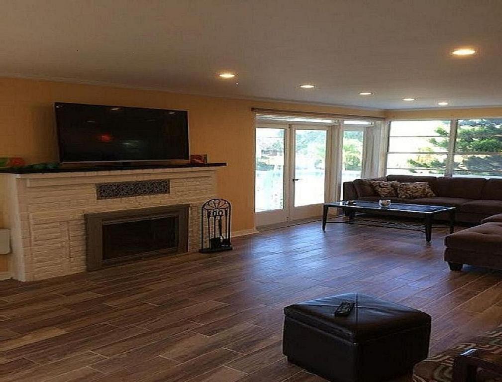 Spacious Beach House Unit,Beautifully Furnished 2 Bed 2Bath./2Min.Walk To Beach Clearwater Beach Exteriér fotografie